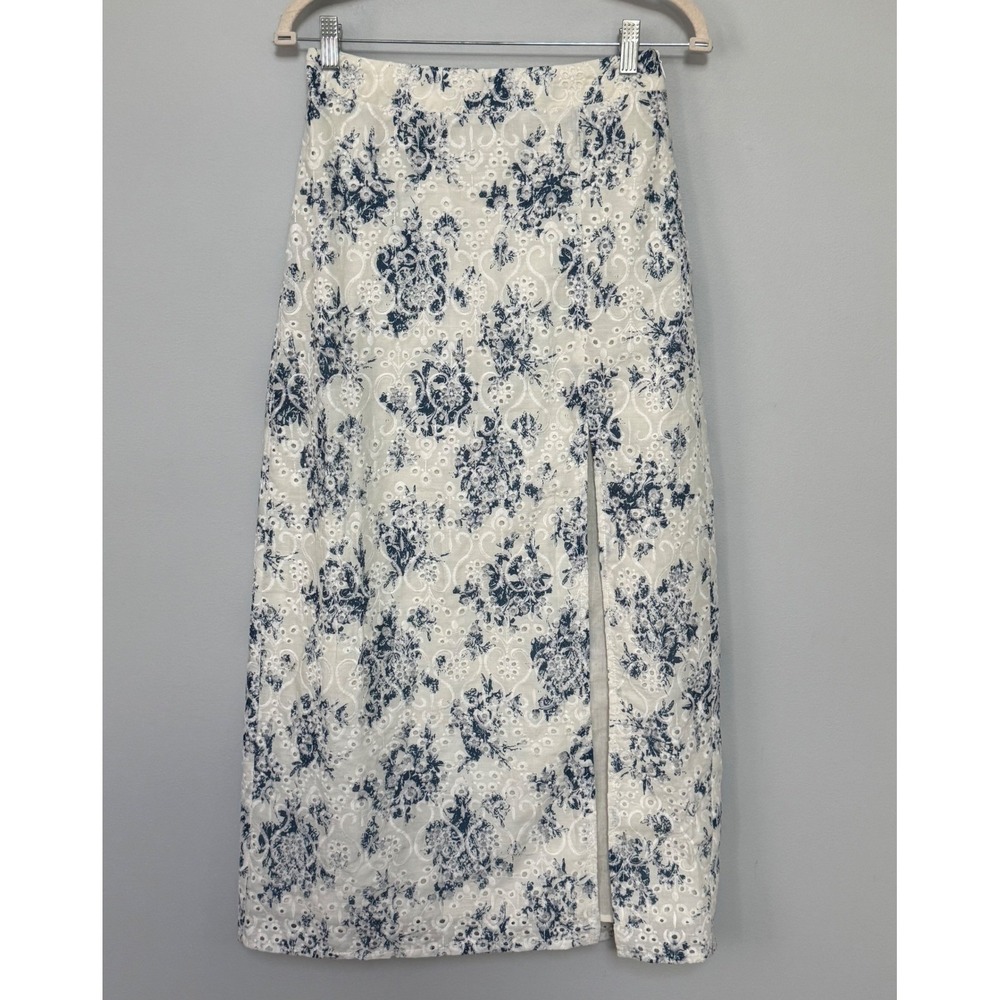 Lalavon Floral Eyelet Midi Skirt Embroidered Ivory Blue Side Zip Size Medium